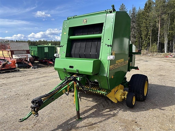 John Deere 580 rundbalspress