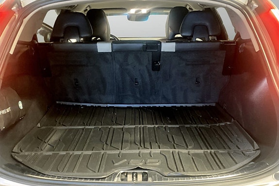 Volvo V60 Cross Country 9 of 9