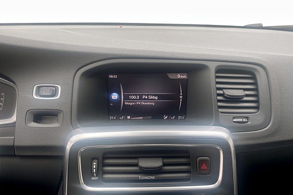 Volvo V60 7 of 11
