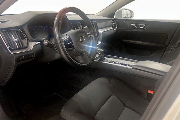 Volvo V60 6 of 12