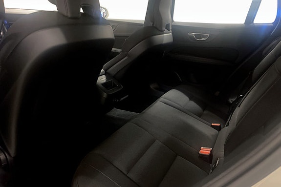 Volvo V60 9 of 12