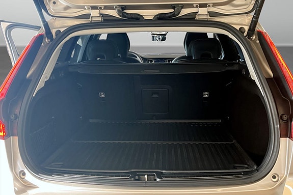 Volvo V60 9 of 9