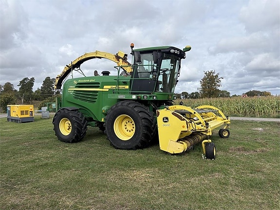 John Deere 7350