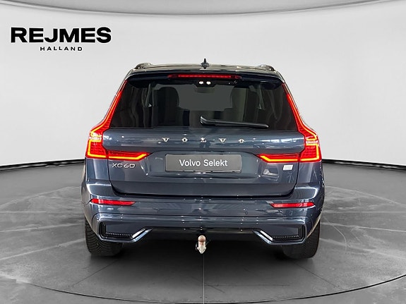 Volvo XC60 7 of 13