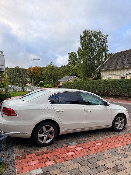 Volkswagen Passat 4 of 5