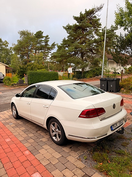 Volkswagen Passat 3 of 5