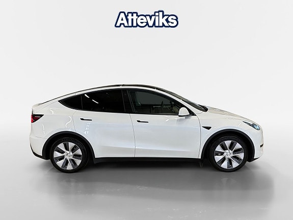 Tesla Model Y 2 of 15
