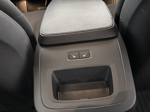 Volvo V90 Cross Country 12 of 13