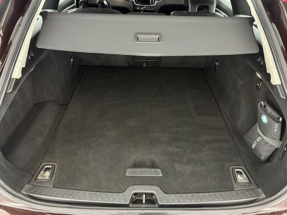 Volvo V90 Cross Country 9 of 13