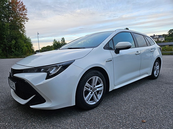 Toyota Corolla 2 of 10