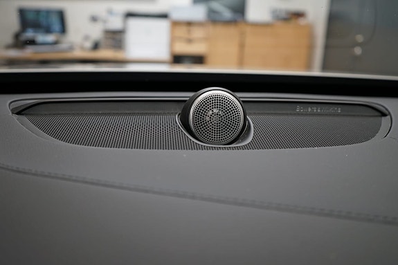 Volvo XC90 19 of 27