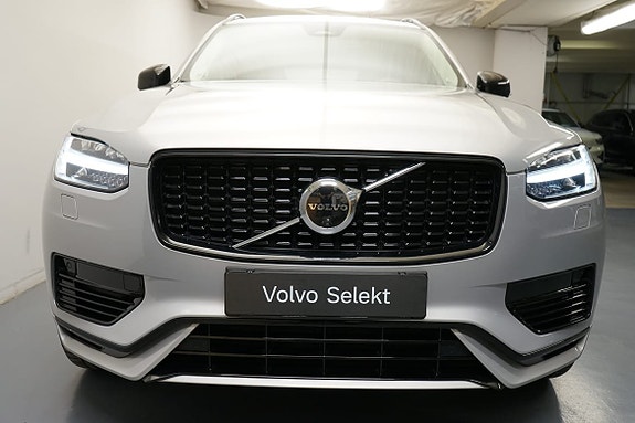 Volvo XC90 25 of 27