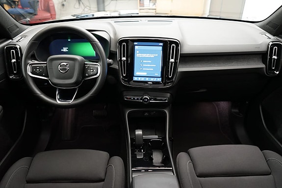 Volvo C40 6 of 19