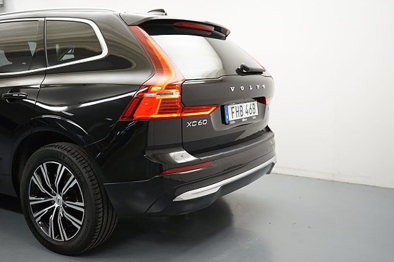 Volvo XC60 3 of 22