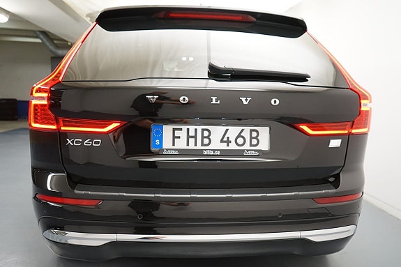 Volvo XC60 19 of 22