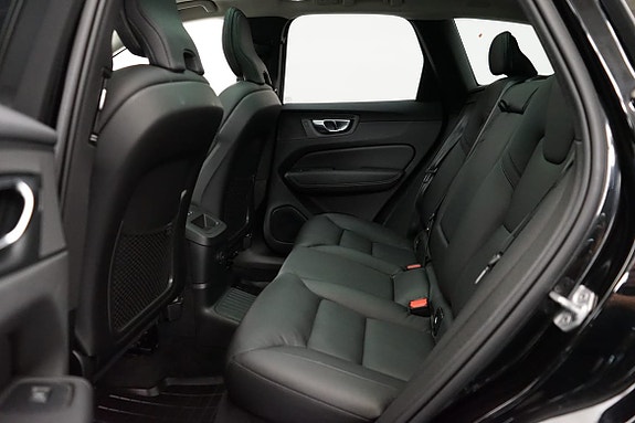 Volvo XC60 7 of 22