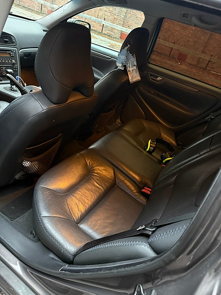 Volvo XC70 8 of 10
