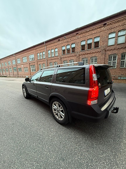 Volvo XC70 5 of 10
