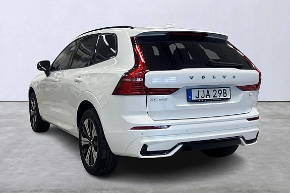 Volvo XC60 4 of 22