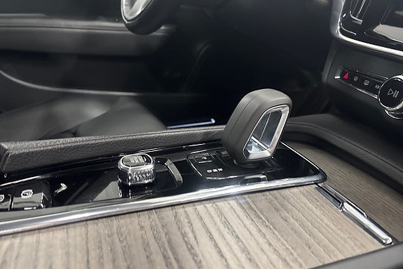 Volvo V90 Cross Country 14 of 21