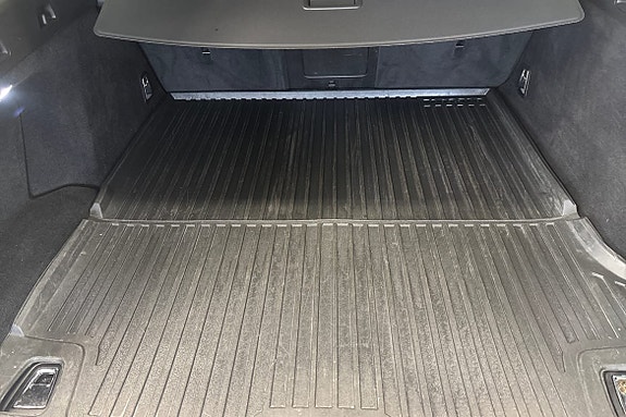 Volvo V90 Cross Country 13 of 21