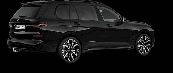 BMW X7 2 of 3