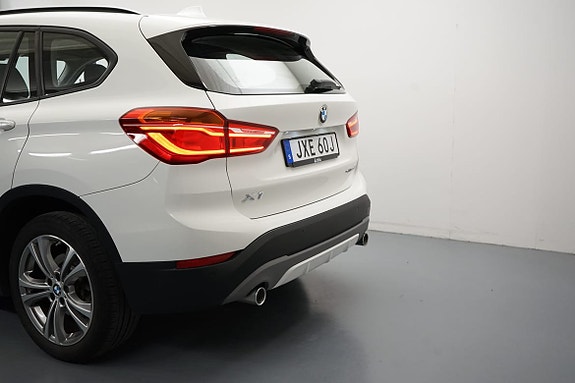 BMW X1 3 of 14