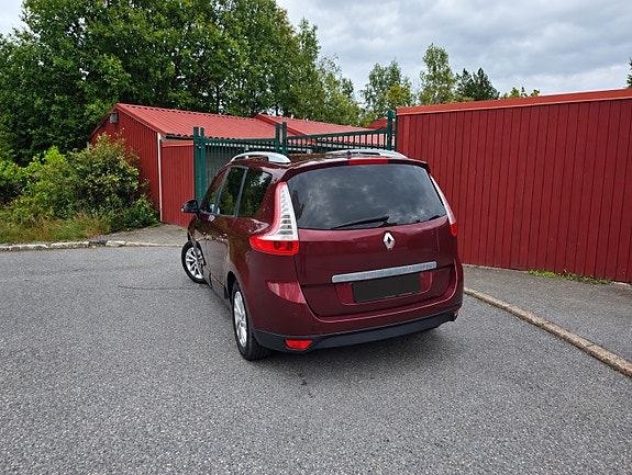 Renault Grand Scenic III 4 of 9