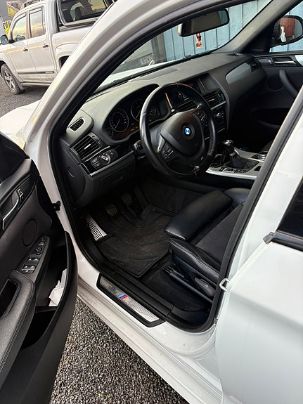 BMW X4 6 of 6