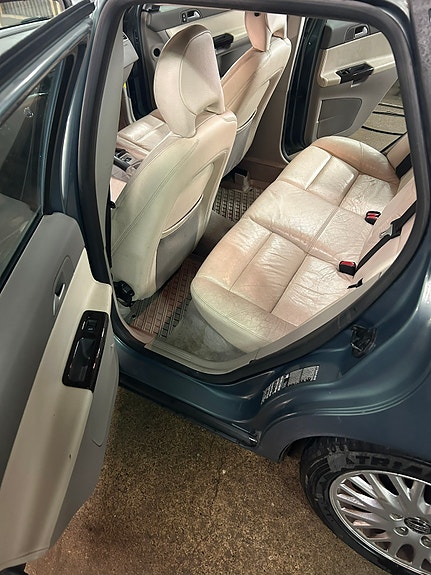 Volvo V50 8 of 8
