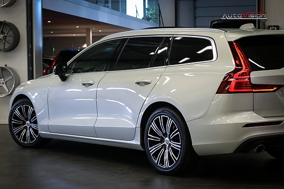 Volvo V60 5 of 30