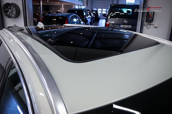 Volvo V60 8 of 30