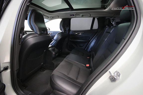 Volvo V60 27 of 30