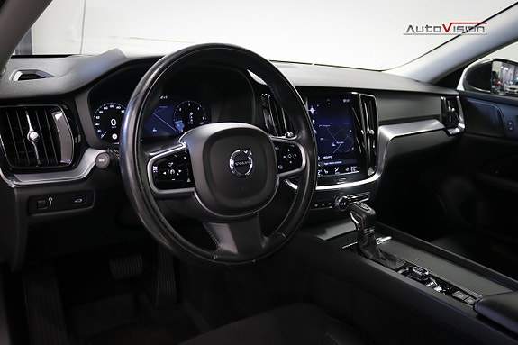 Volvo V60 12 of 30