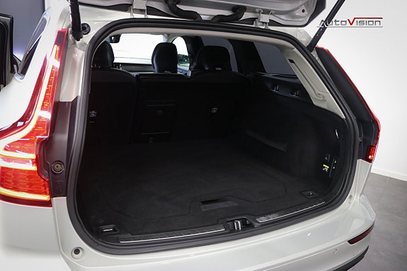 Volvo V60 30 of 30