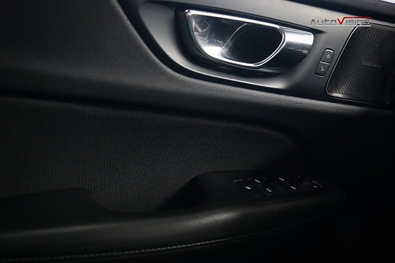 Volvo V60 19 of 30