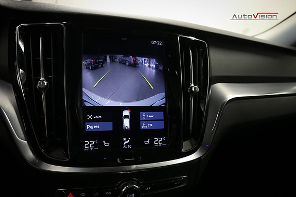 Volvo V60 24 of 30