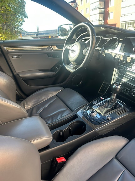 Audi S5 3 of 7