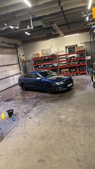 Audi S5 2 of 7