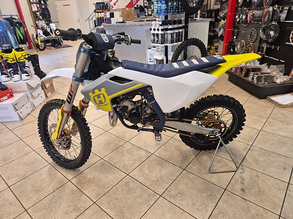 Husqvarna TC 85 2 of 4