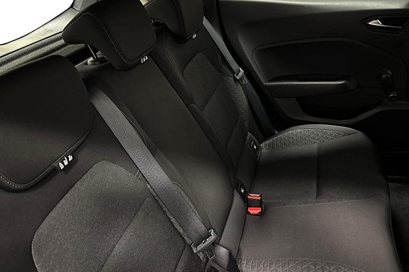 Renault Clio 11 of 20