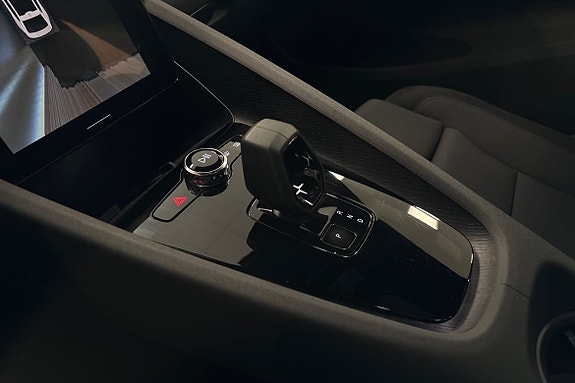 Polestar 2 15 of 25