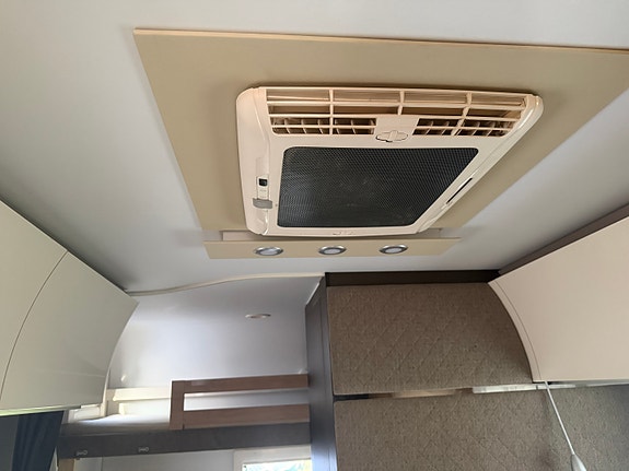Adria 753 HK 16 of 21