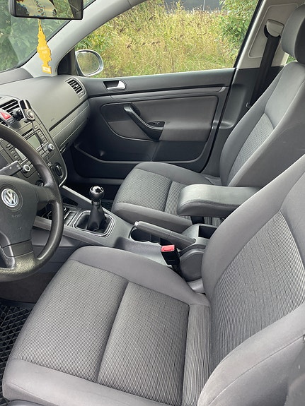 Volkswagen Golf V 6 of 11