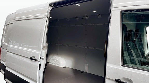 Volkswagen Crafter 9 of 15