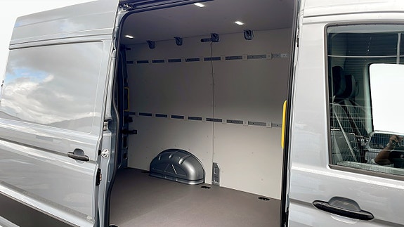 Volkswagen Crafter 13 of 15