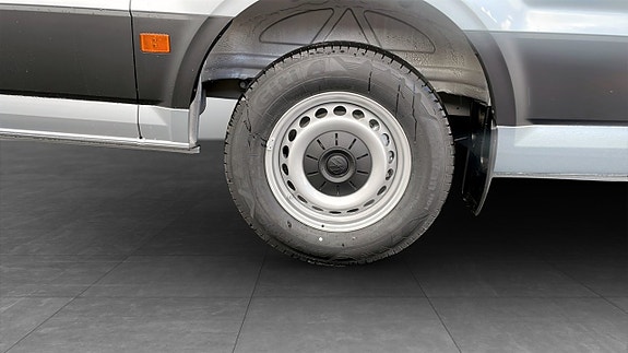 Volkswagen Crafter 6 of 15