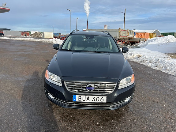 Volvo V70 5 of 5