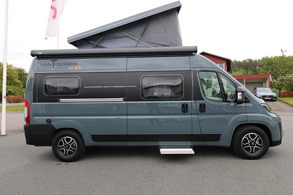Knaus Vantourer 600 L Pop-Up hissbara långbäddar under 6 m hissbara långbäddar under 6 m 2 of 20