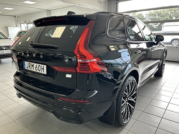 Volvo XC60 9 of 12